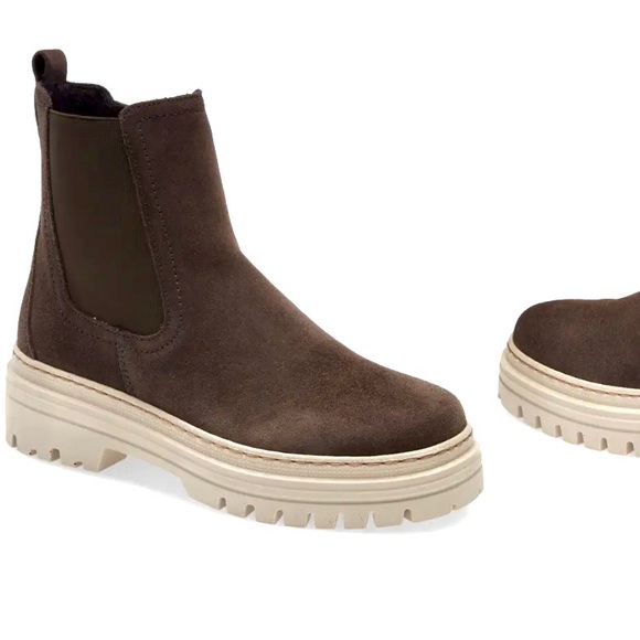 Gabor Combat Lug Sole Suede Chelsea Boot - Picture 7 of 9